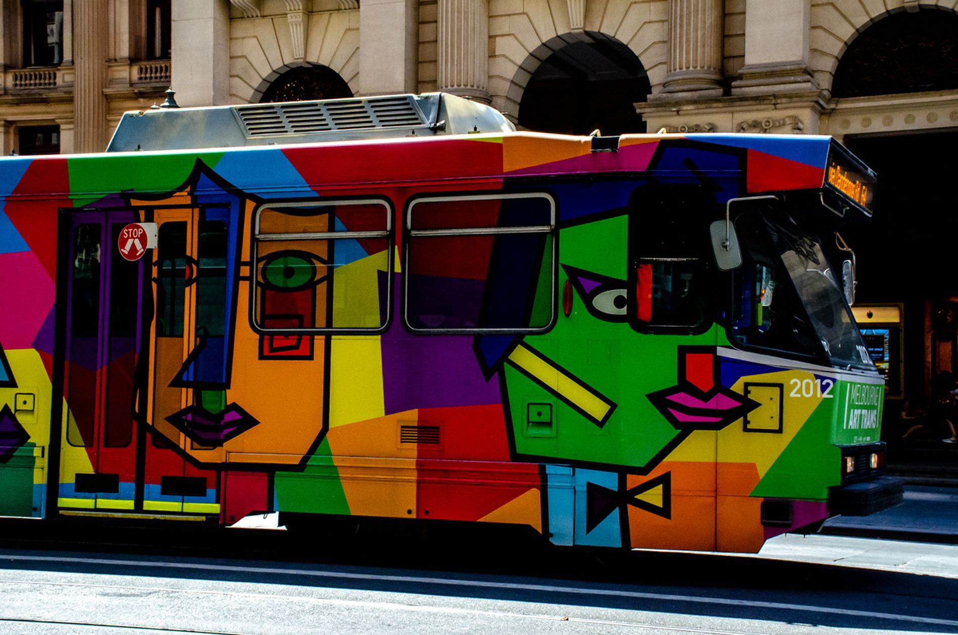 Graffiti на автобусах