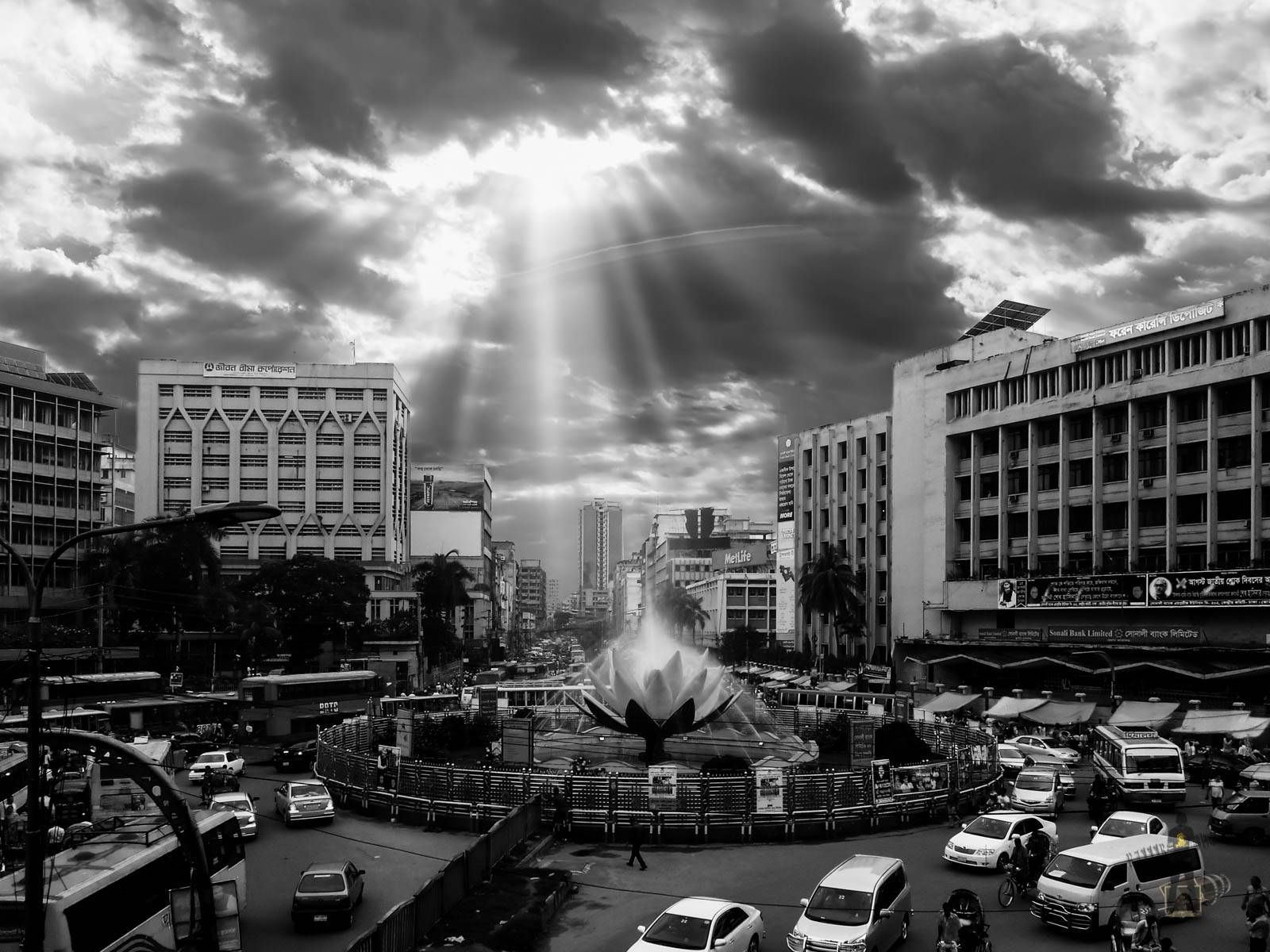 Shapla Chattor Shapla Square Motijheel Dhaka 0715 Bw By Yadjjib