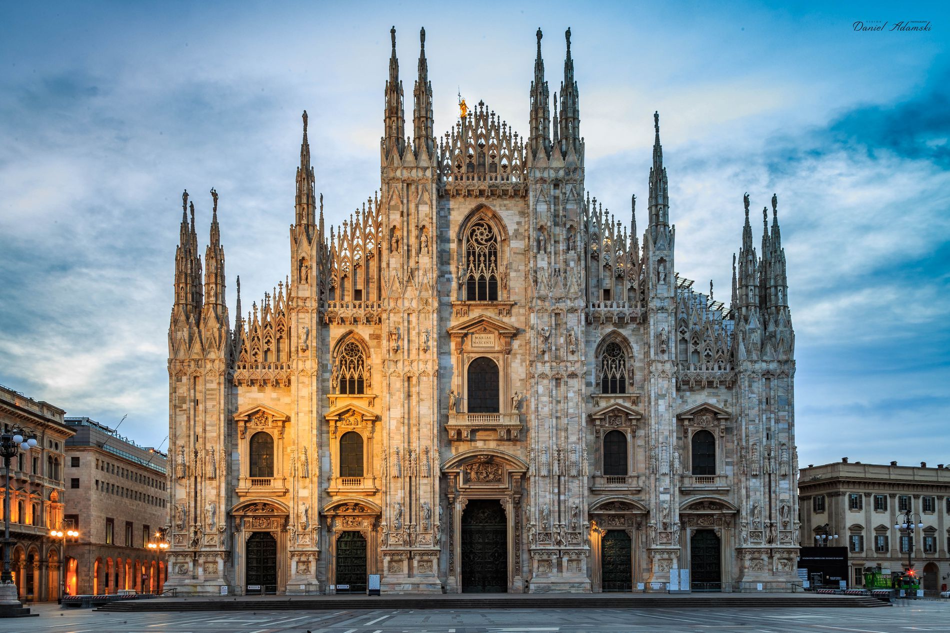 cathedral-duomo-milan-italy-by-daniel-adamski