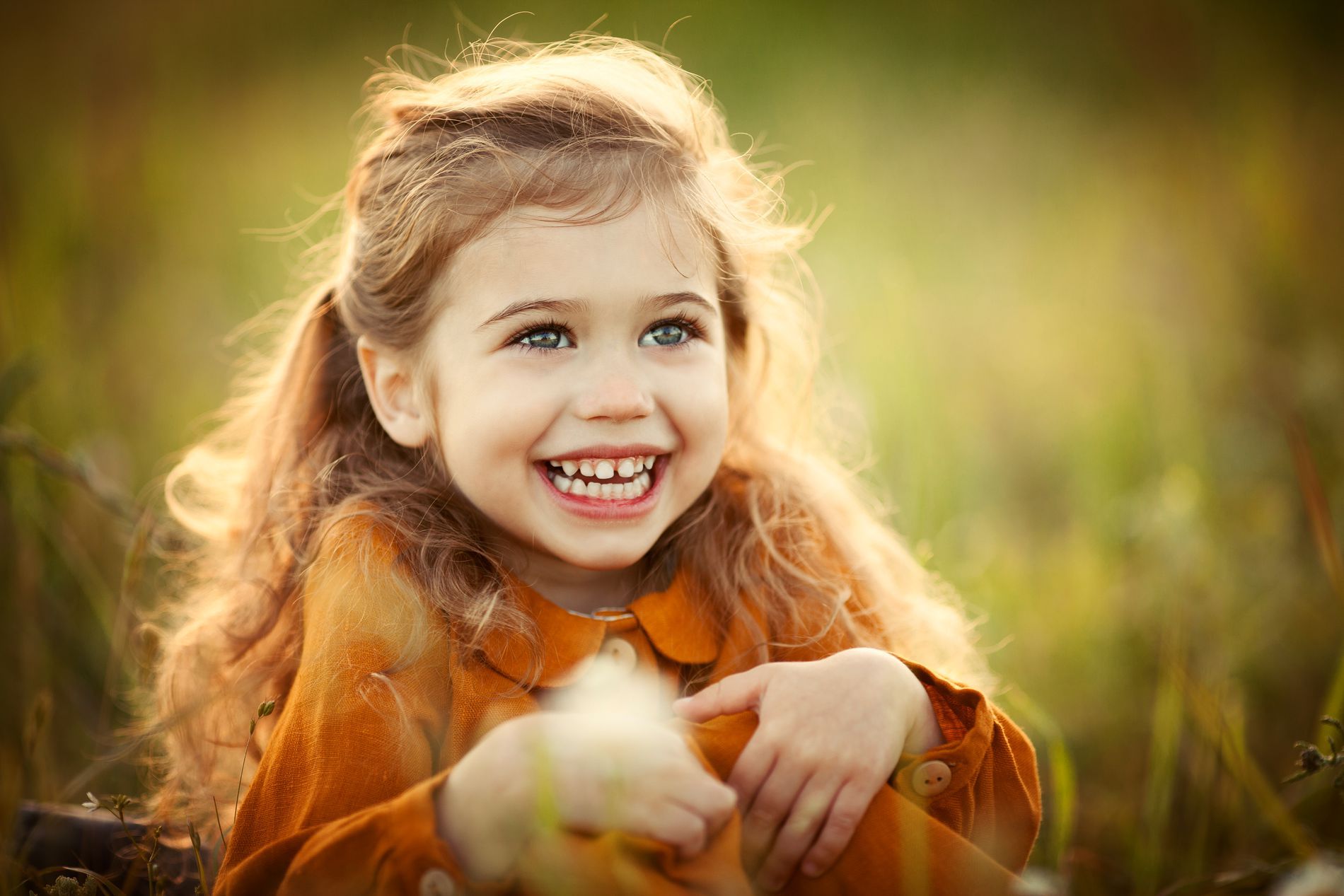 Female kids. Фотоконкурс улыбка ребенка. Фотоконкурс эмоции. Фотоконкурс «эмоции лета». Фотоконкурс улыбка ребенка 8 лет.