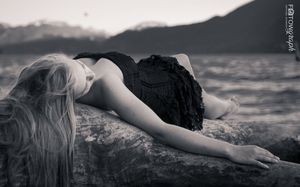 Driftwood Recline (B&W)