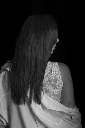 Straight Hair & Lace Back – Mono