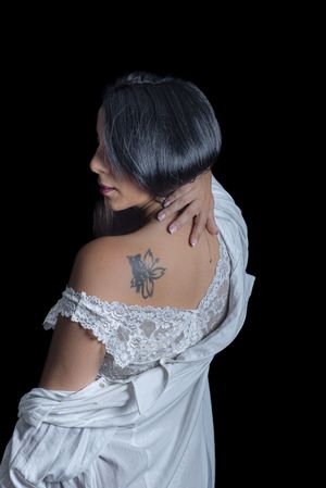Lace & Shoulder Ink
