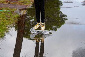Puddle Splash – Yellow Sneakers