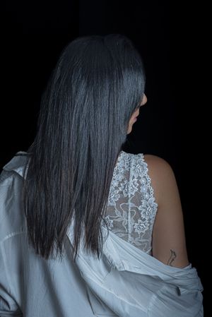 Straight Hair & Lace Back