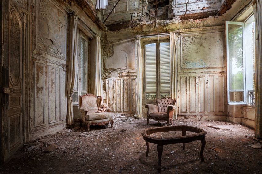 35 Spooky Images of Abandoned Places