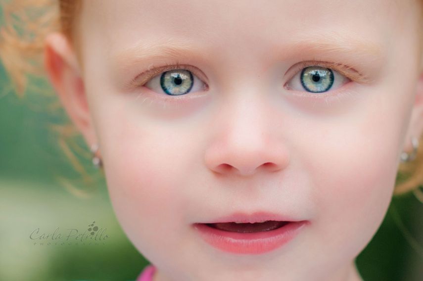 36 Tight Portraits That Display Emotion Through The Eyes