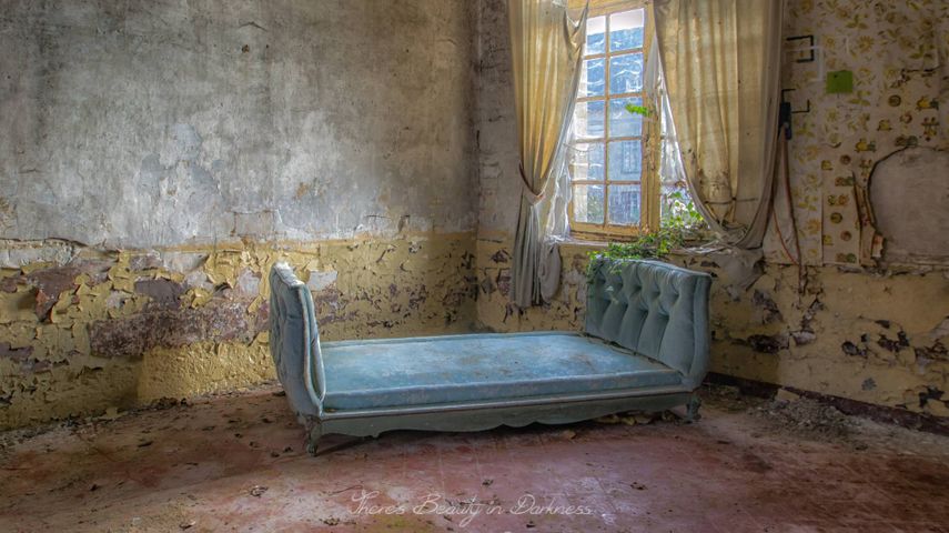 35 Spooky Images of Abandoned Places